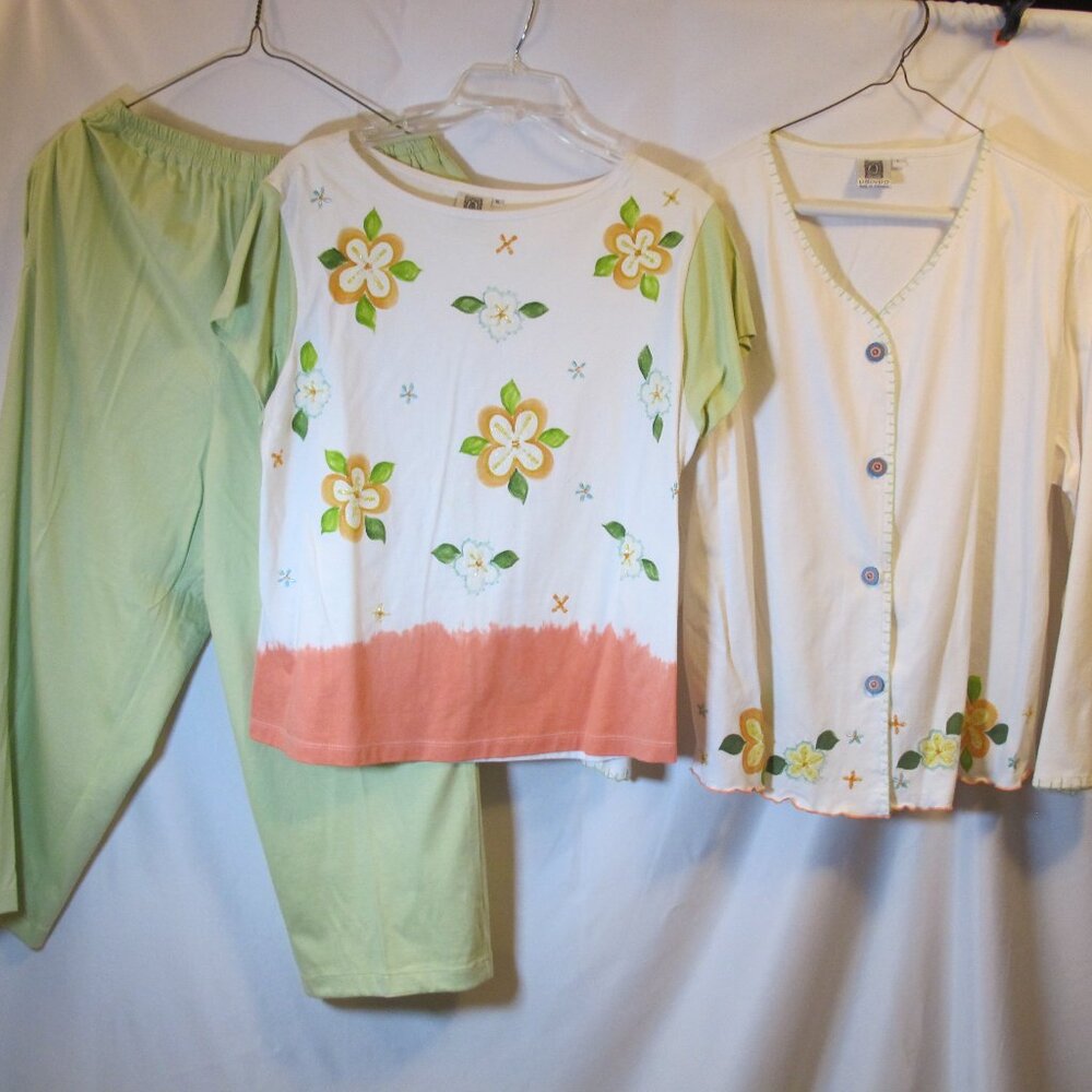 Usindo three piece set – jacket(L), top and pants (XL)